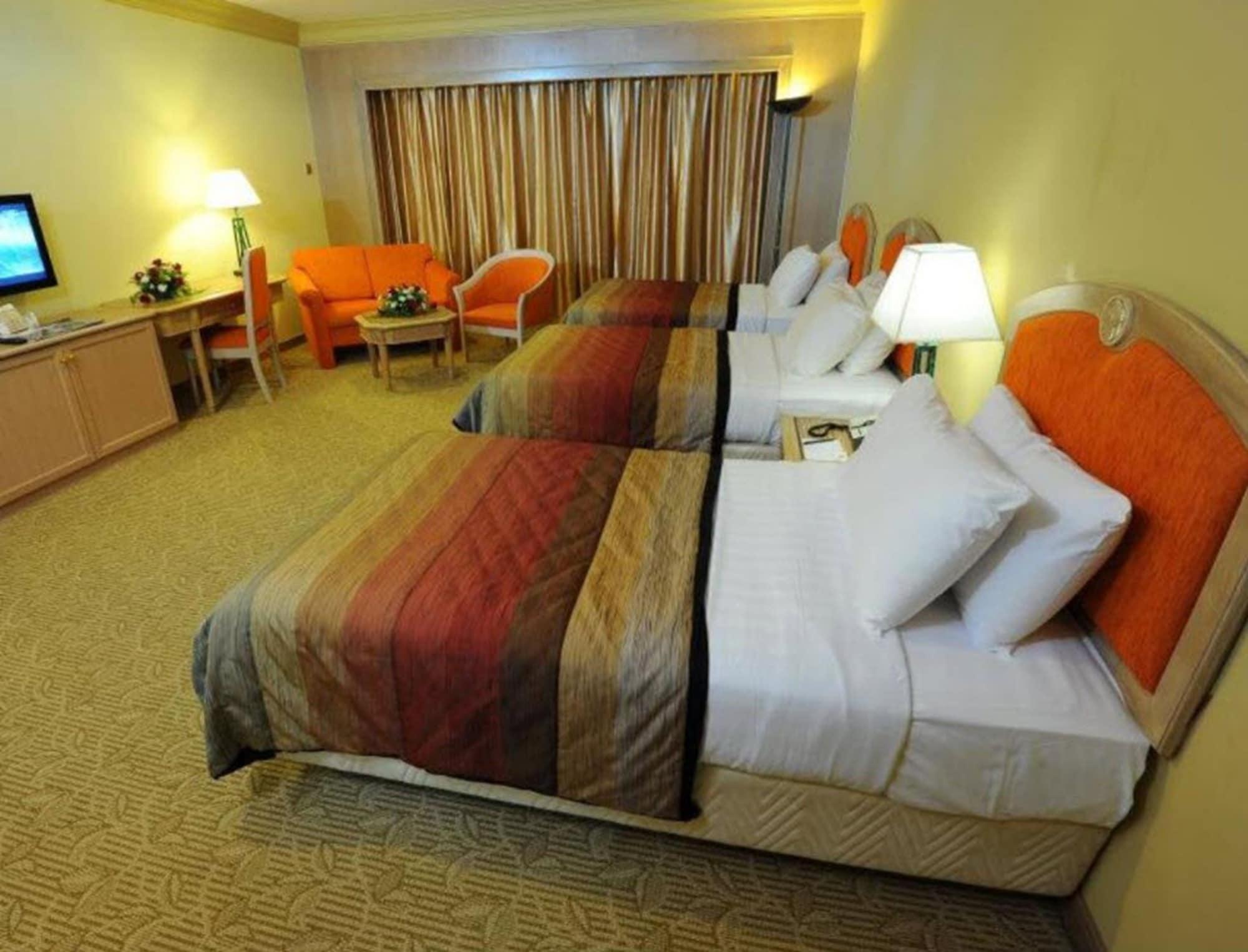Grand Darul Makmur Hotel Kuantan Dış mekan fotoğraf
