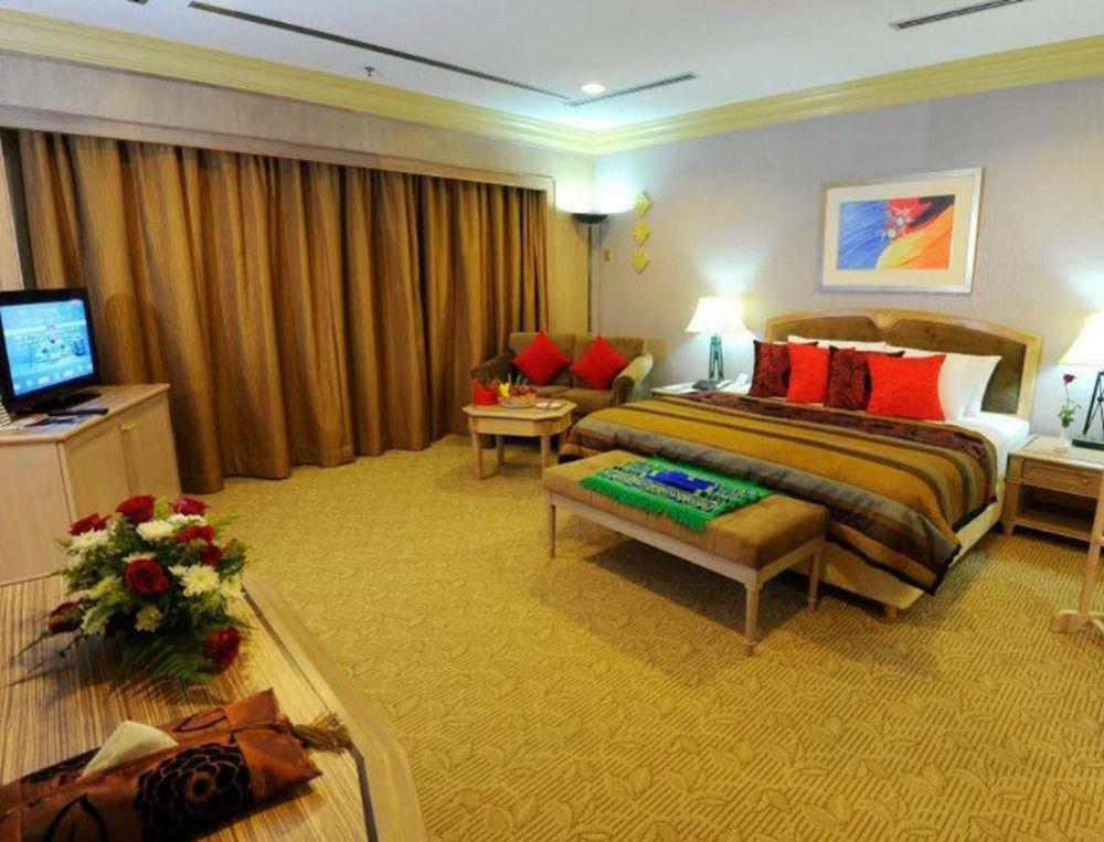 Grand Darul Makmur Hotel Kuantan Dış mekan fotoğraf